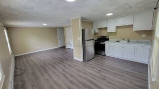 16 Harvard Rd #8H - Photo 1 of 1