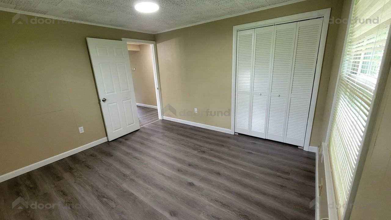 16 Harvard Rd #8H - Photo 4 of 8