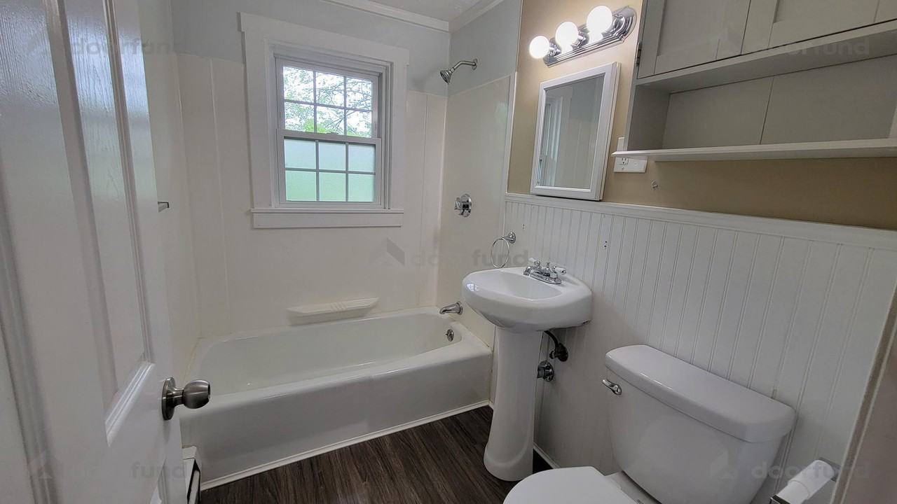 16 Harvard Rd #8H - Photo 5 of 8