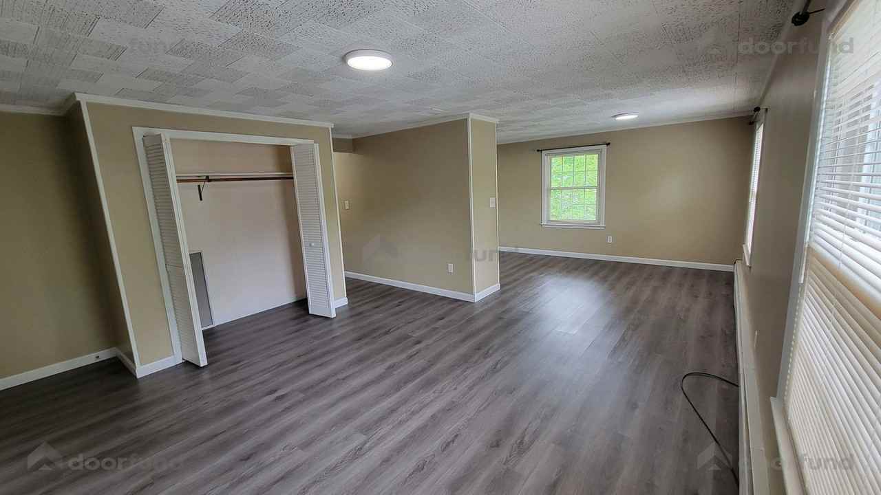 16 Harvard Rd #8H - Photo 6 of 8