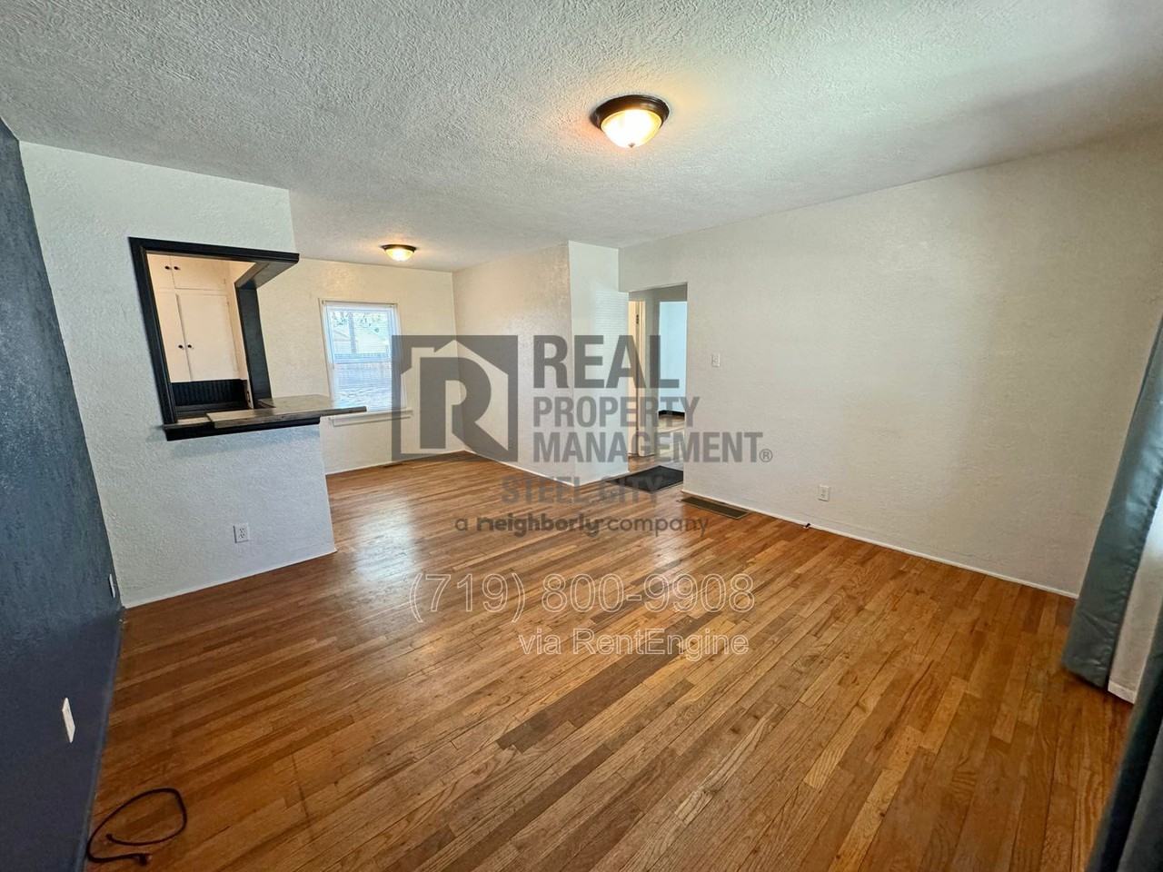 812 Jackson St - Photo 3 of 15