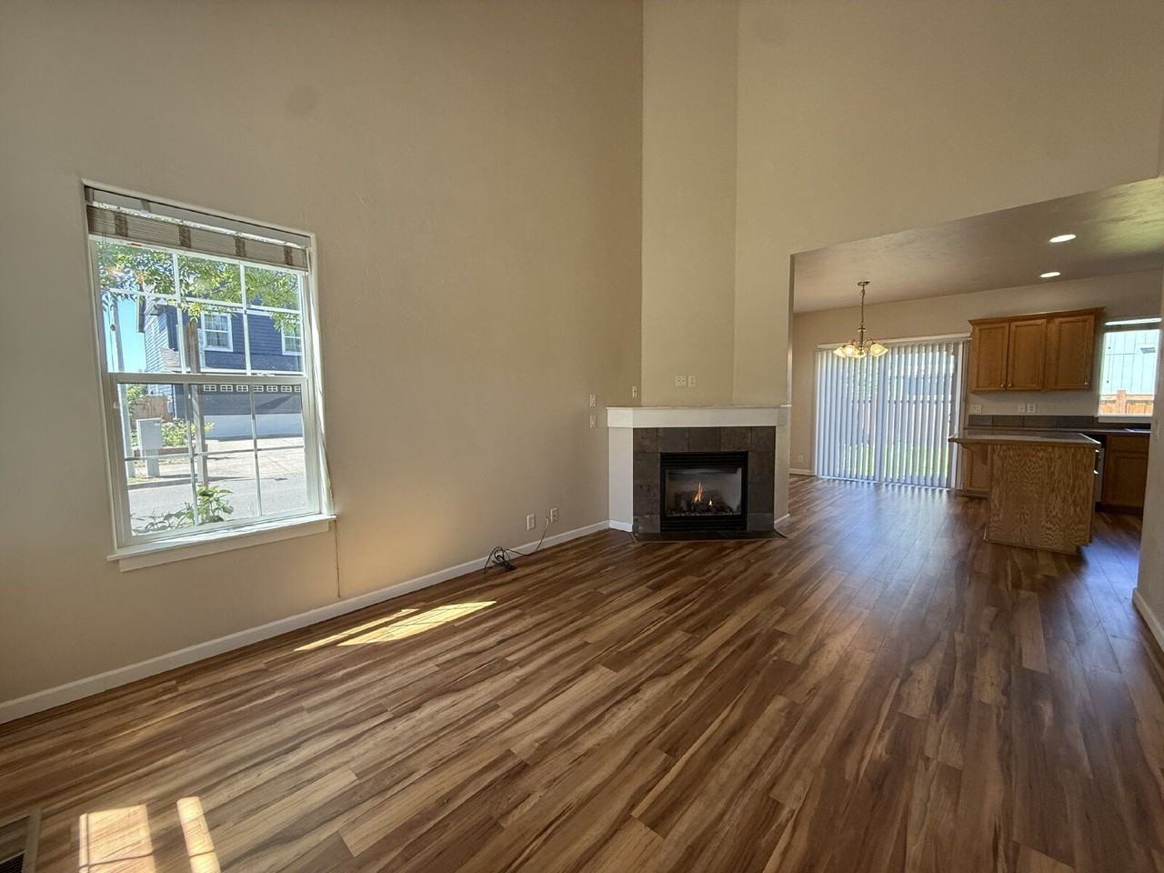 5591 King Arthur Ct - Photo 3 of 21