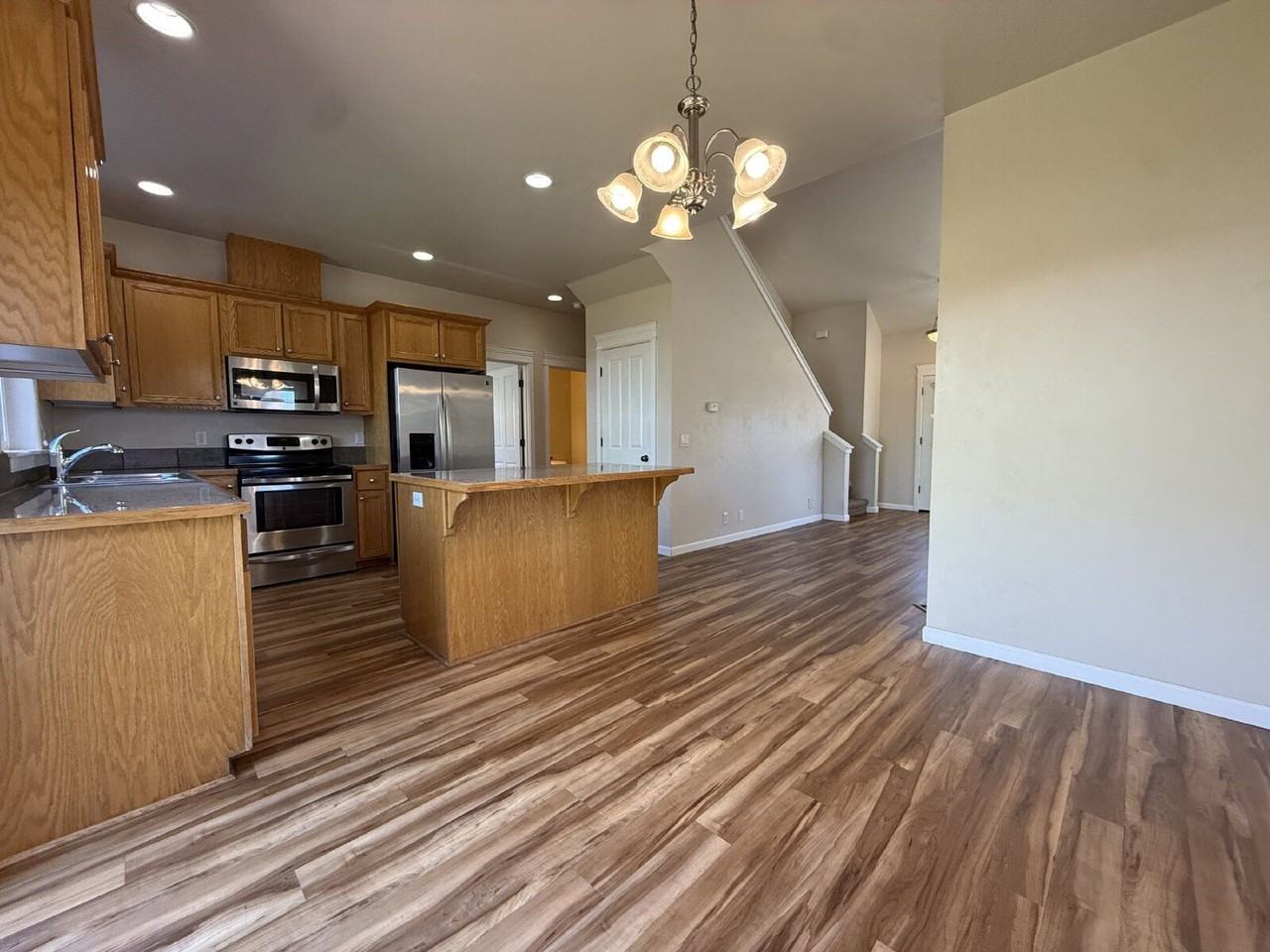 5591 King Arthur Ct - Photo 7 of 21