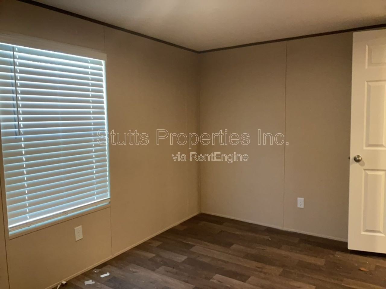 2295 River Rd #16 - Photo 2 of 5