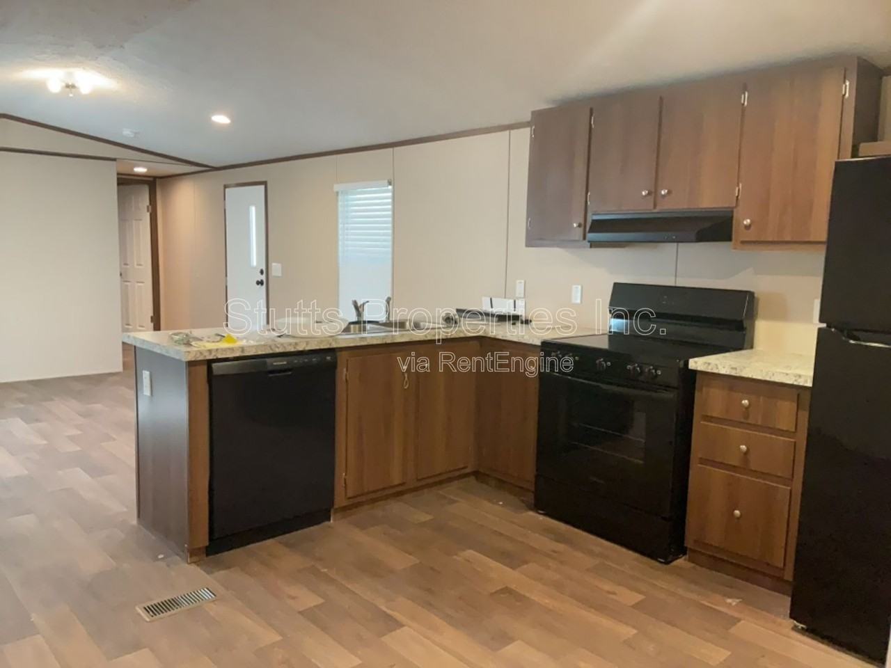 2295 River Rd #16 - Photo 4 of 5