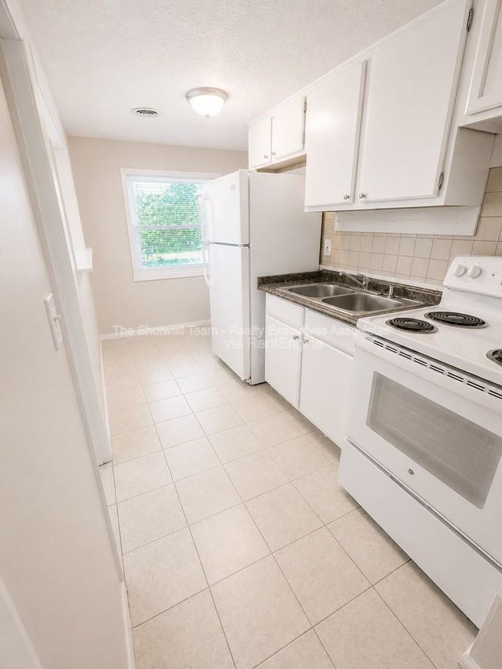 316 Finley Dr - Photo 3 of 7