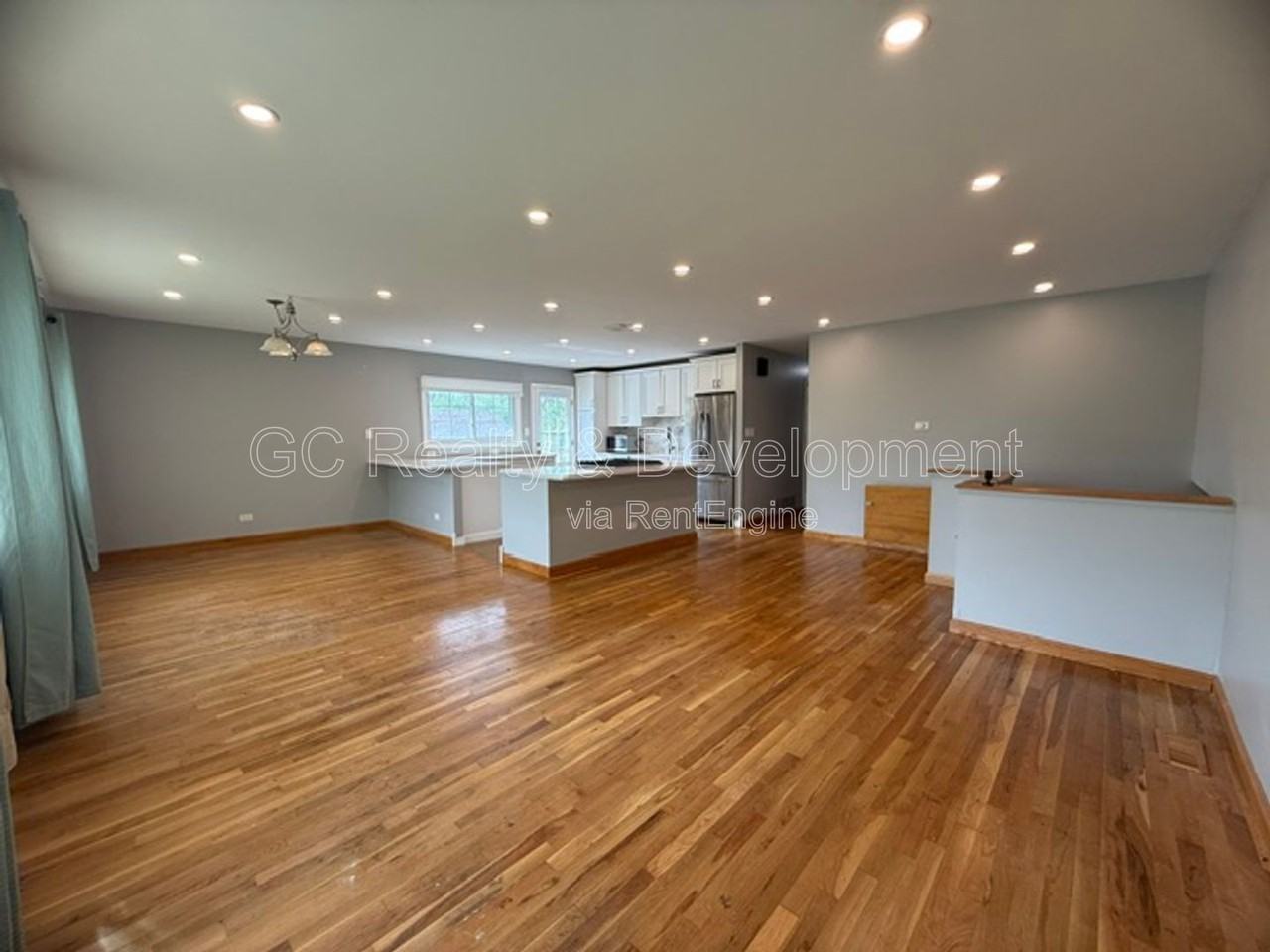 1645 Highland Blvd - Photo 2 of 36
