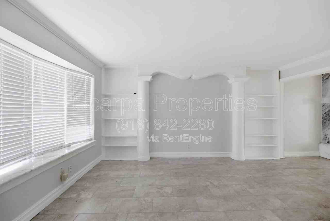 6812 E 55th St - Photo 4 of 28