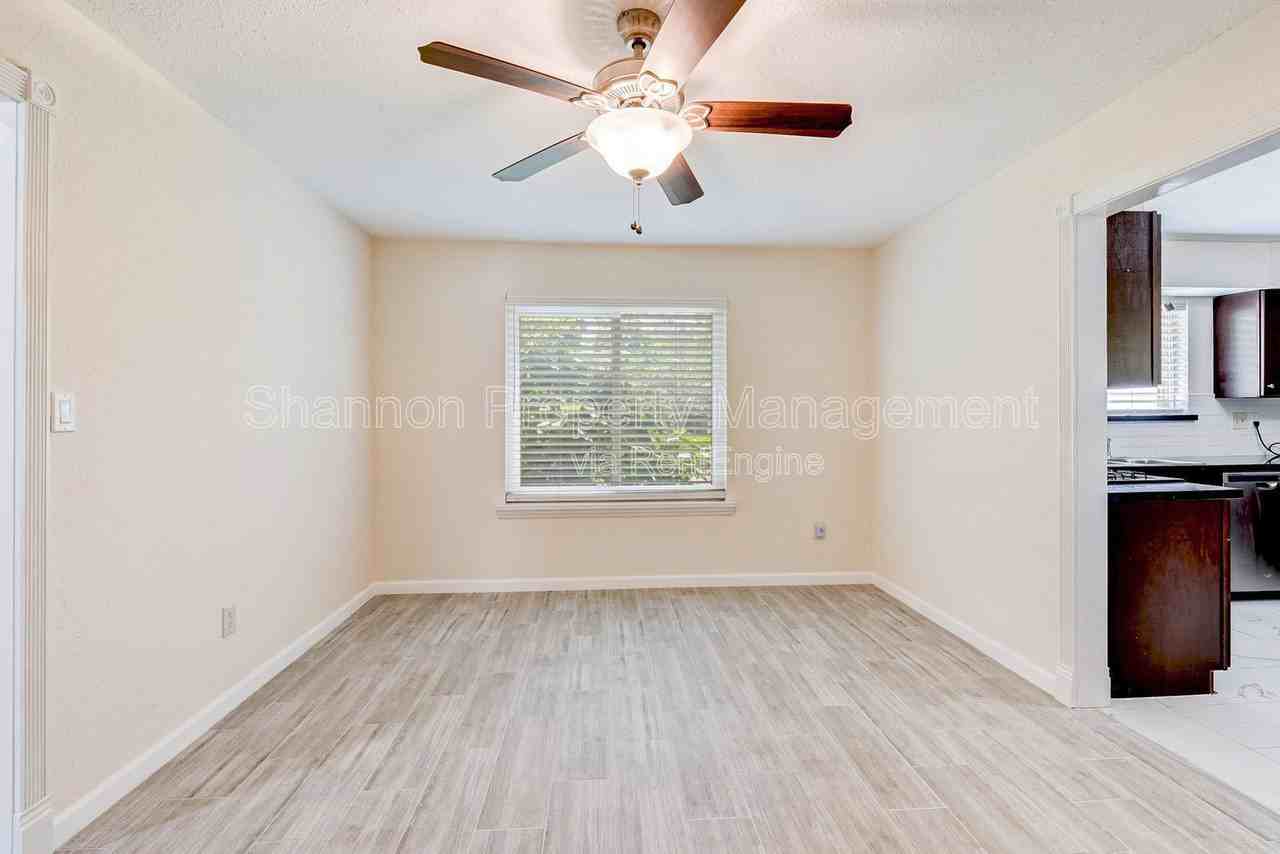 10526 Huntington Way Dr - Photo 6 of 45