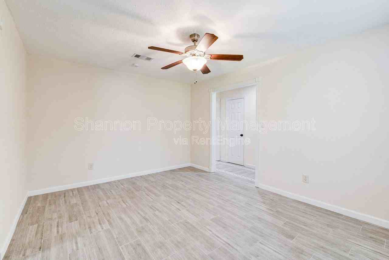 10526 Huntington Way Dr - Photo 7 of 45