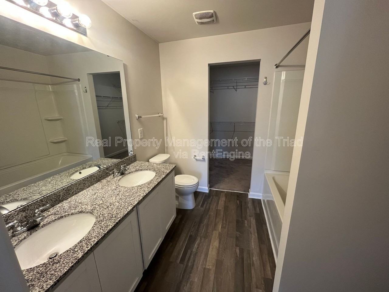 3812 Bellingham Ct - Photo 6 of 18