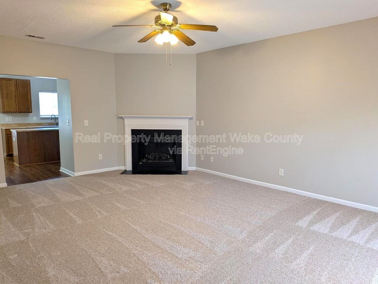 112 Graystar Rd - Photo 2 of 22