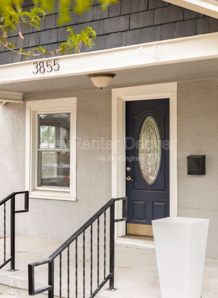 3855 N Cook St - Photo 2 of 19