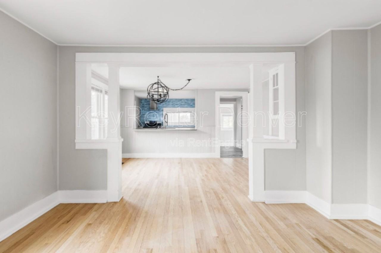 3855 N Cook St - Photo 5 of 19