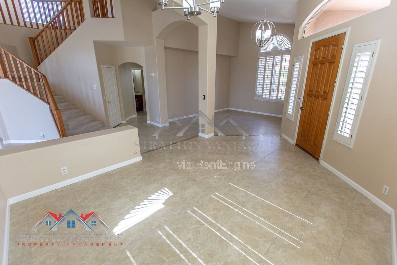 6152 W Irma Ln - Photo 7 of 50