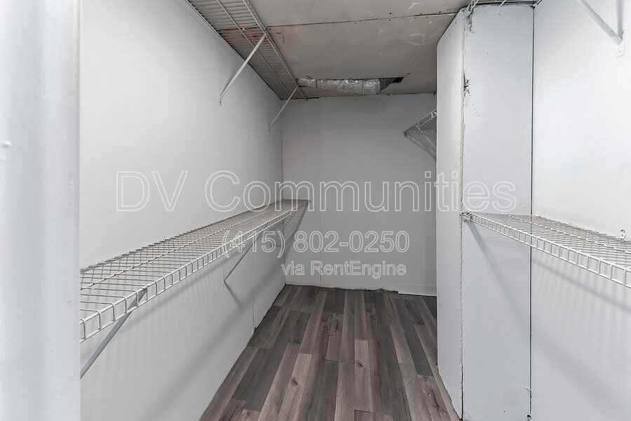 2964 Werkridge Dr - Photo 5 of 33