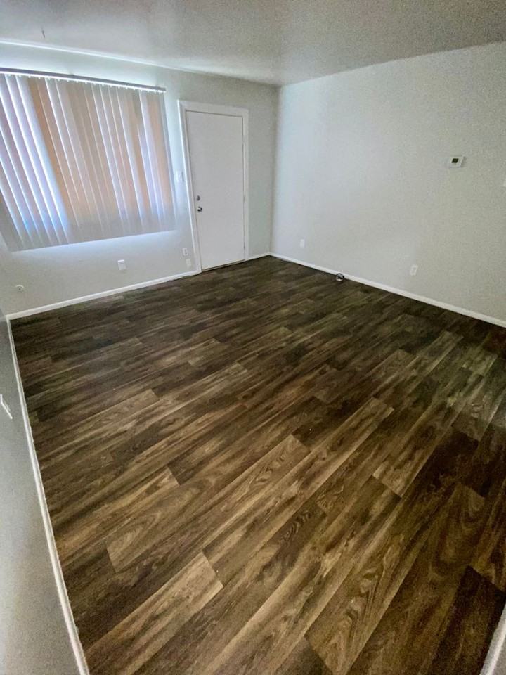 The Citadel Apartments - Photo 4 of 18