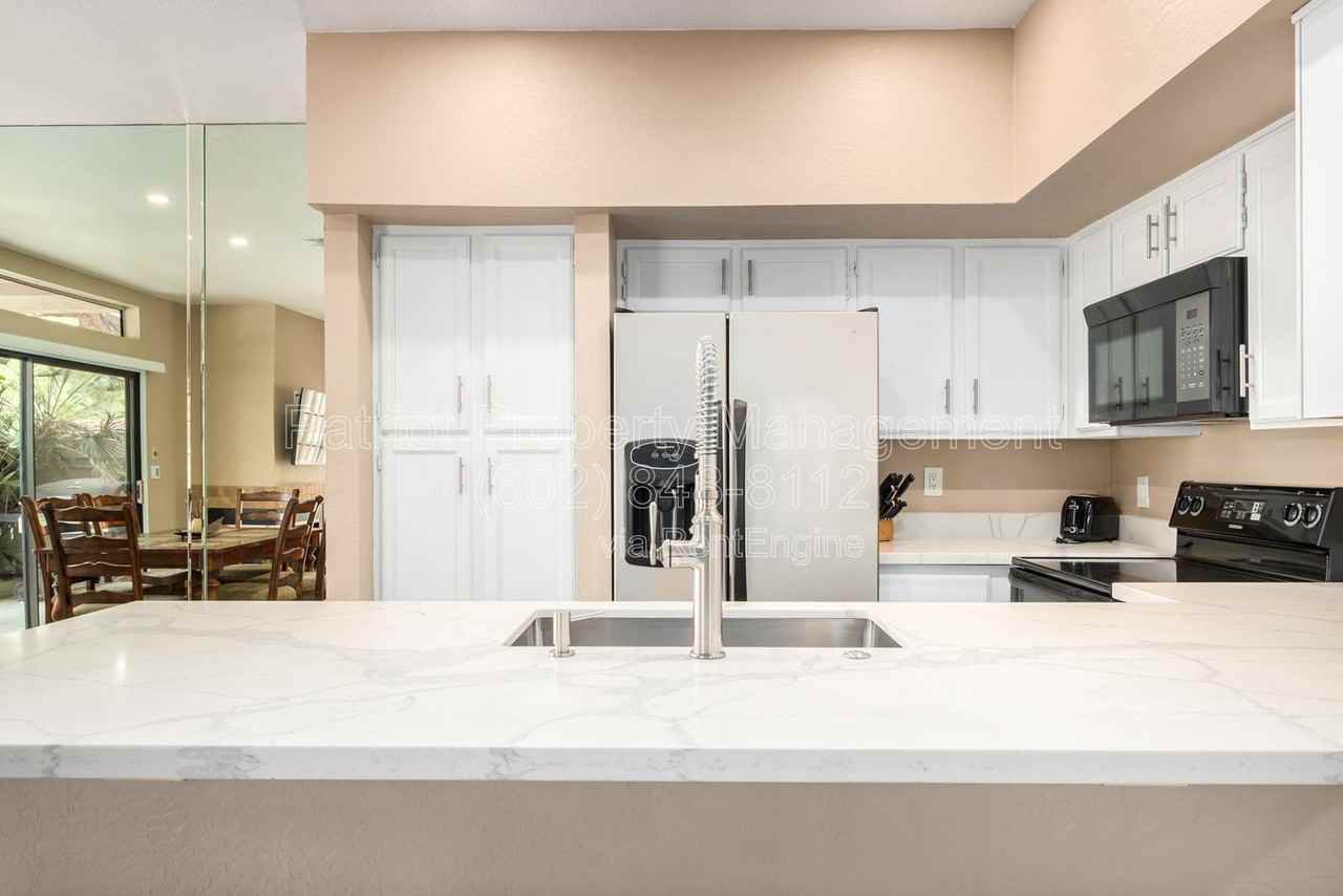 9705 E Mountain View Rd #1015 - Photo 7 of 38