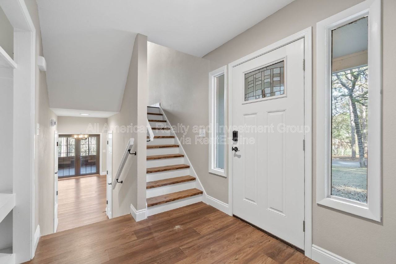 1315 Grandview Dr - Photo 3 of 27