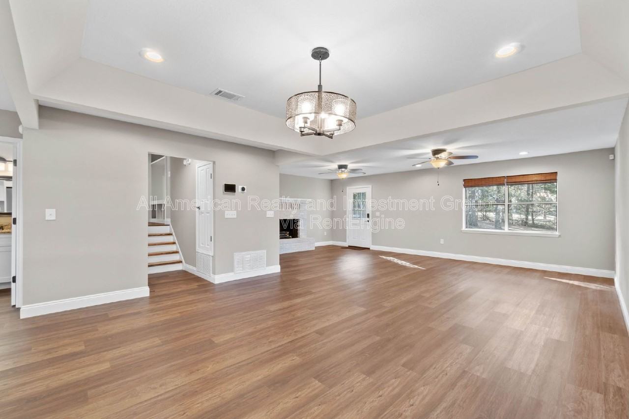 1315 Grandview Dr - Photo 4 of 27