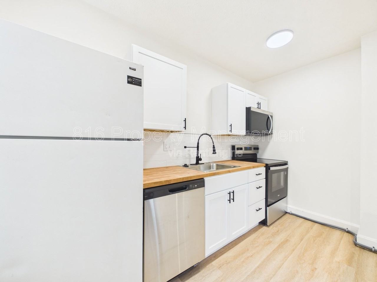 3702 Wyoming St #304 - Photo 6 of 17