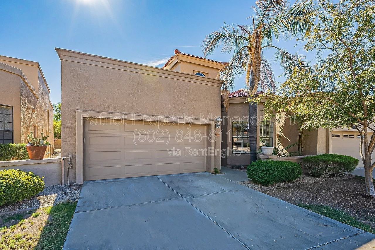 10527 E Fanfol Ln - Photo 2 of 50