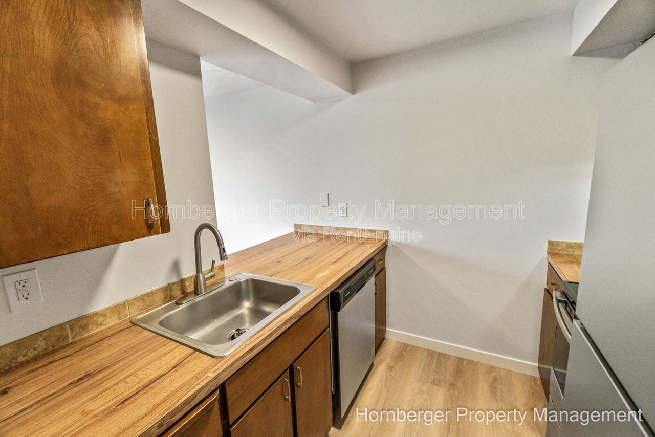 2807 E Boone Ave #3 - Photo 2 of 14