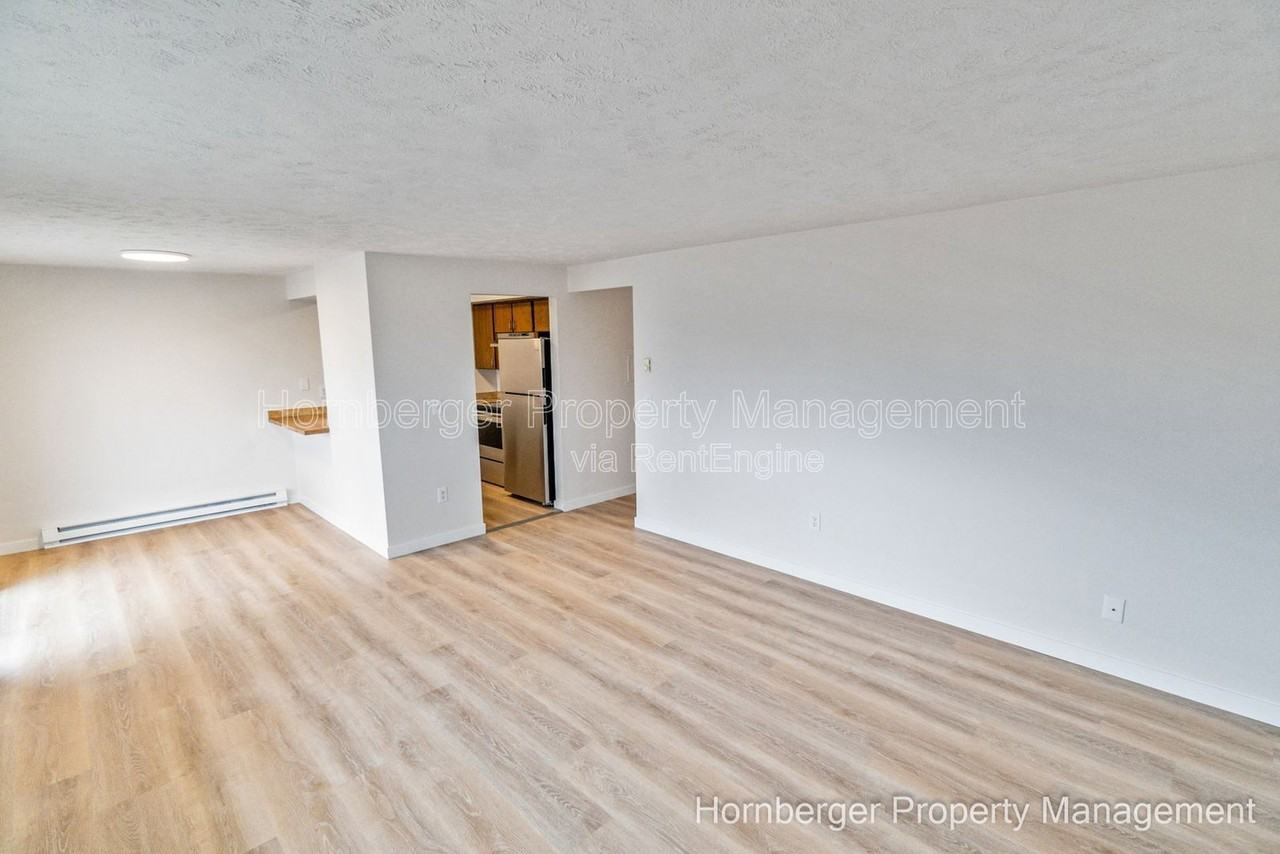 2807 E Boone Ave #3 - Photo 5 of 14