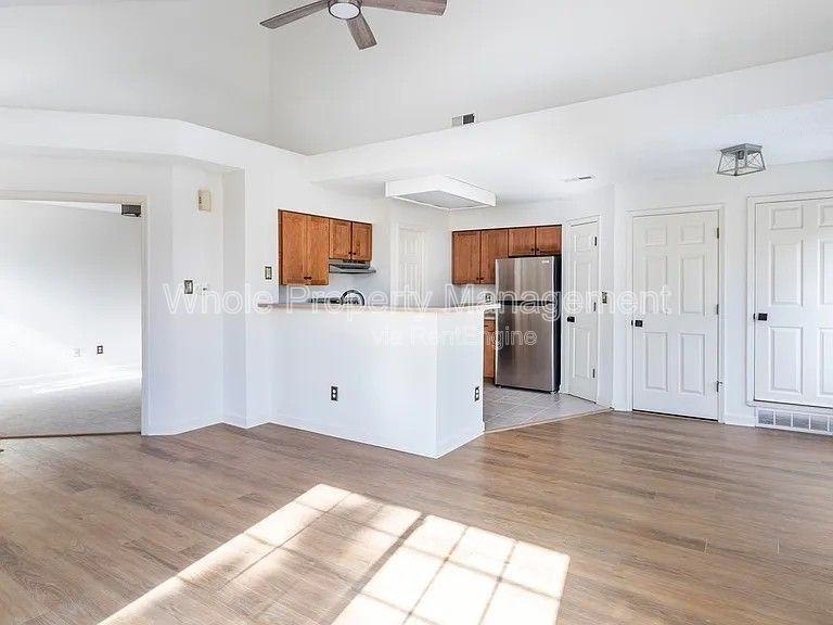 886 S Reed Ct #H - Photo 3 of 14