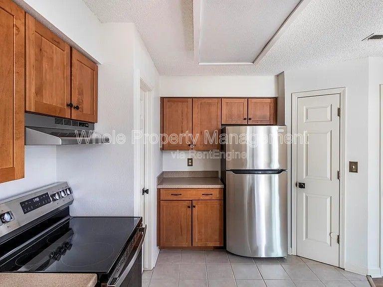 886 S Reed Ct #H - Photo 7 of 14