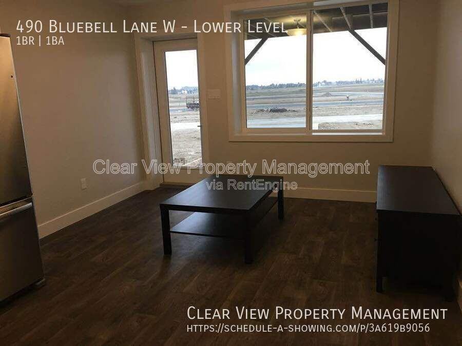 490 Bluebell Lane W #2 - Photo 3 of 11