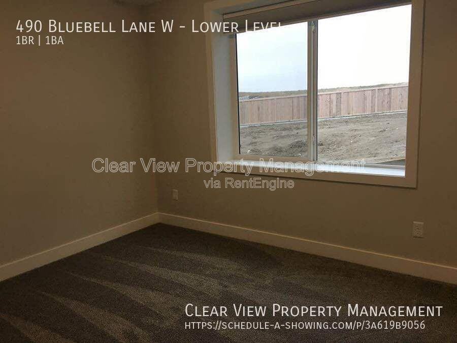 490 Bluebell Lane W #2 - Photo 5 of 11