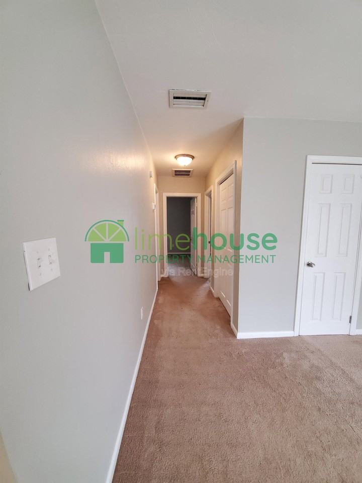 2421 Arkansas Ave #A - Photo 2 of 13