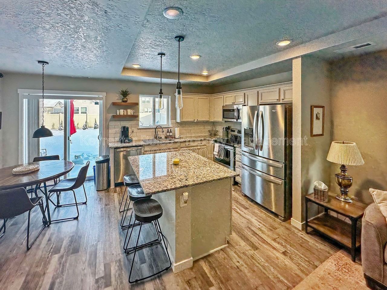 17770 Goose Ridge Ave - Photo 5 of 25