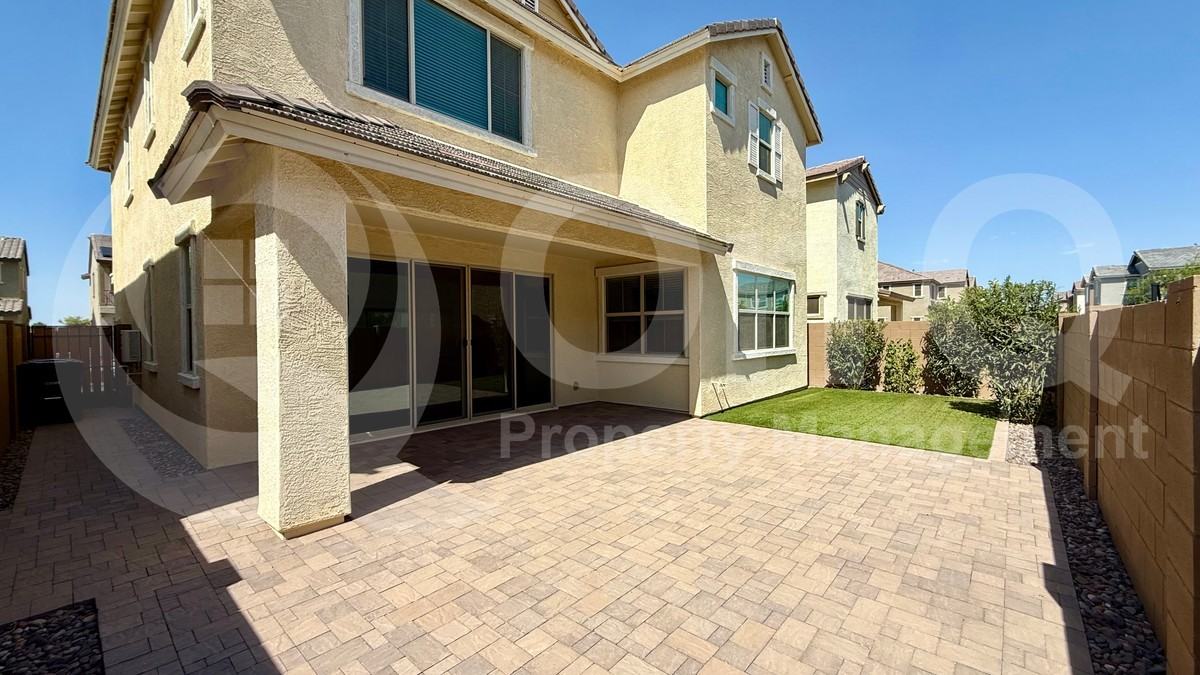 2477 E Pelican Dr - Photo 4 of 22