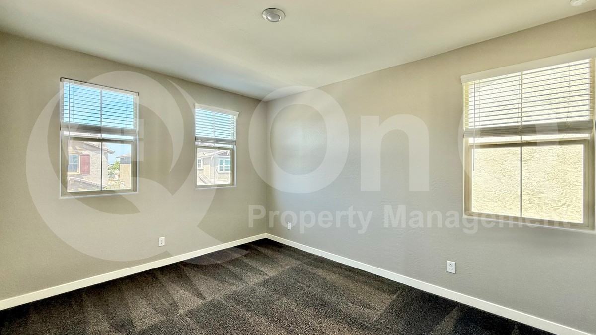 2477 E Pelican Dr - Photo 6 of 22
