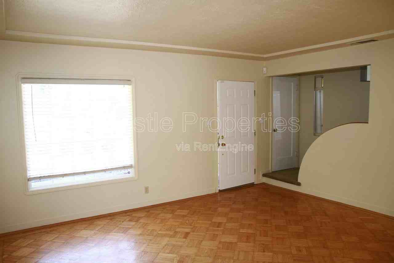 271 Viewmont Ave - Photo 2 of 16