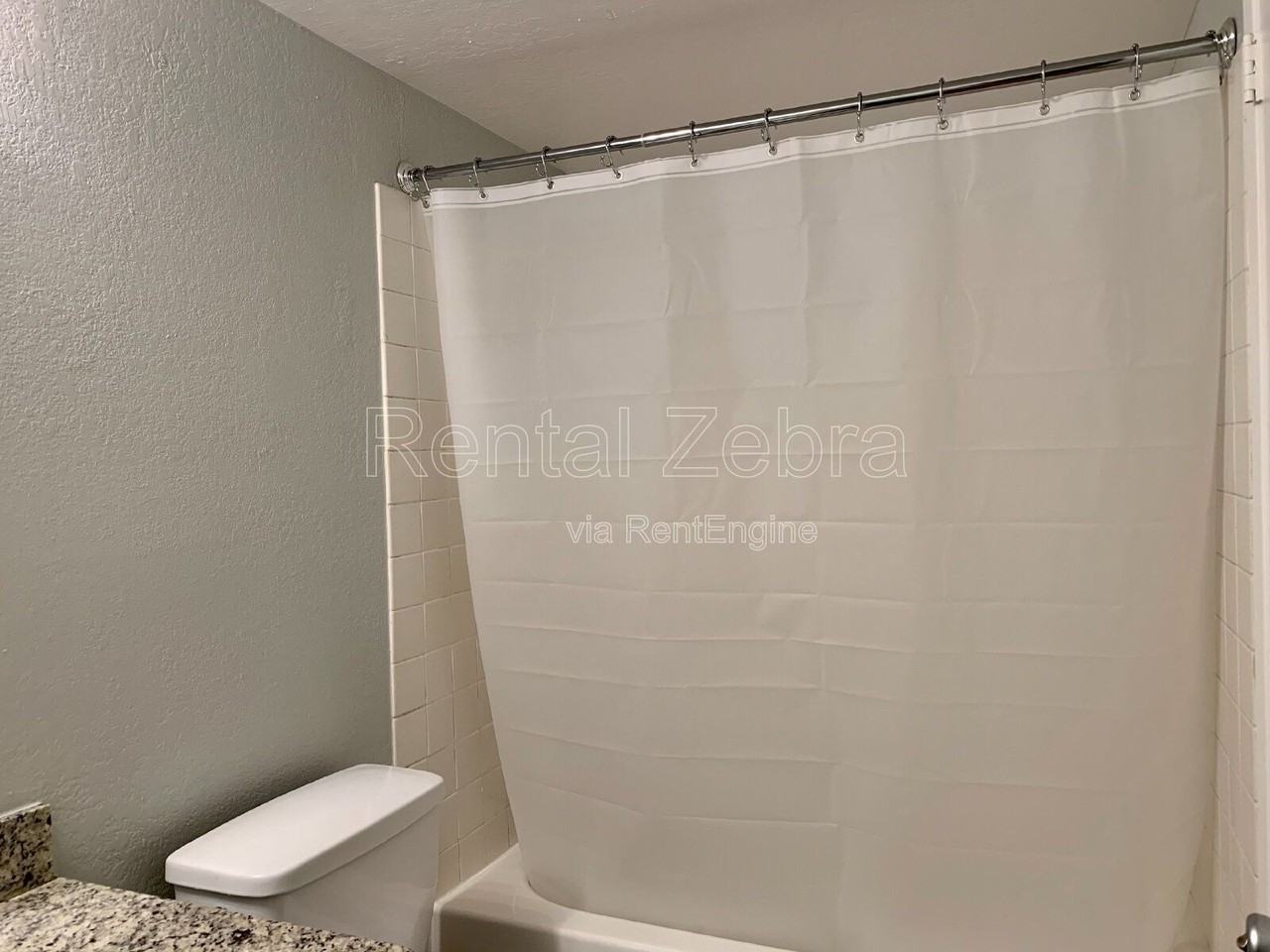 1592 Ashwood Dr - Photo 6 of 19