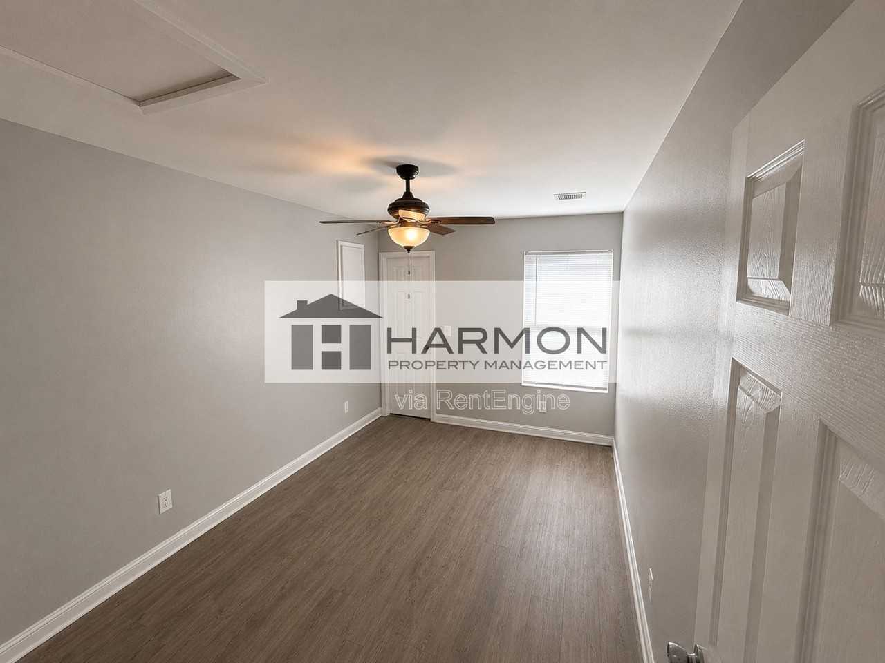 816 N Crestway St - Photo 4 of 8