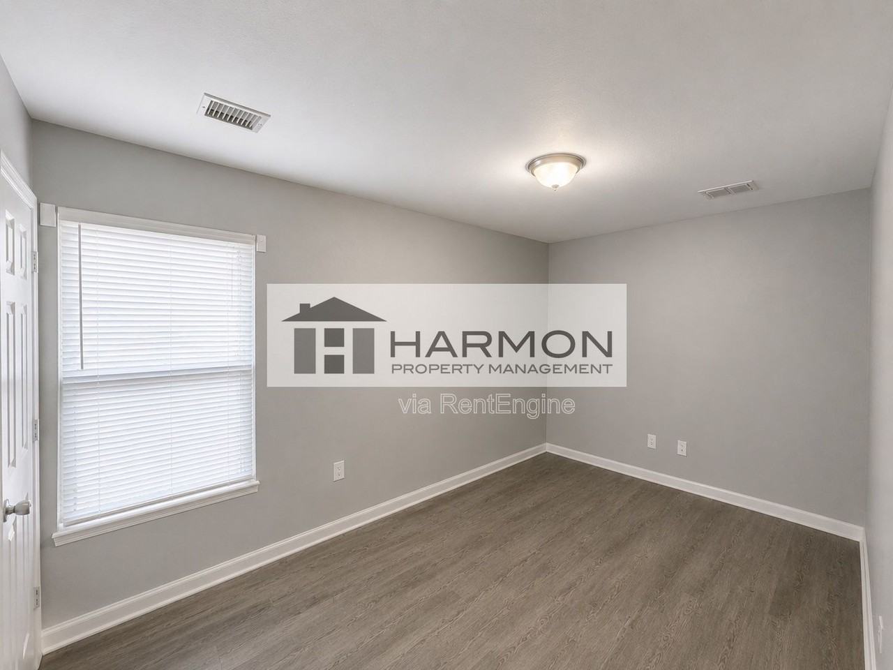 816 N Crestway St - Photo 5 of 8