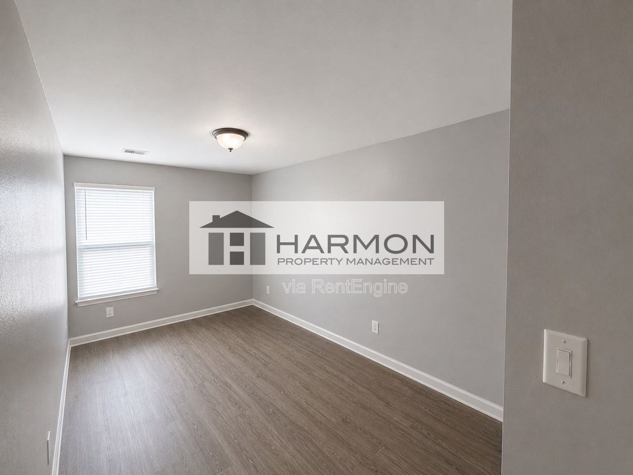 816 N Crestway St - Photo 6 of 8