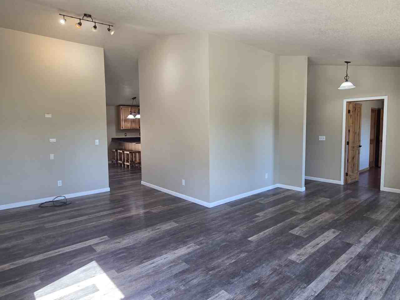 941 Colonial Rd - Photo 6 of 25