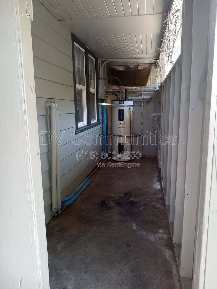 47730 Christel Ln #4-4 - Photo 3 of 10