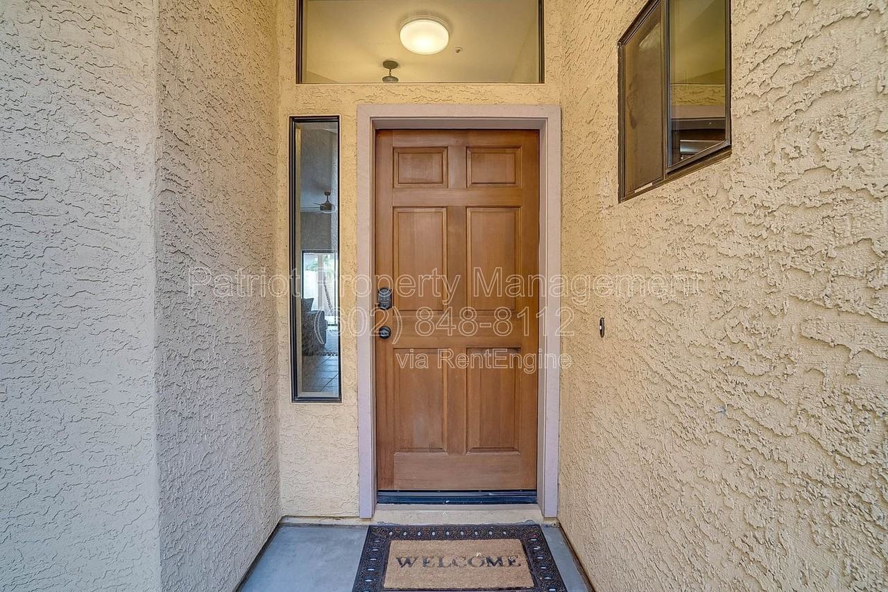 9520 N 105th St - Photo 6 of 46