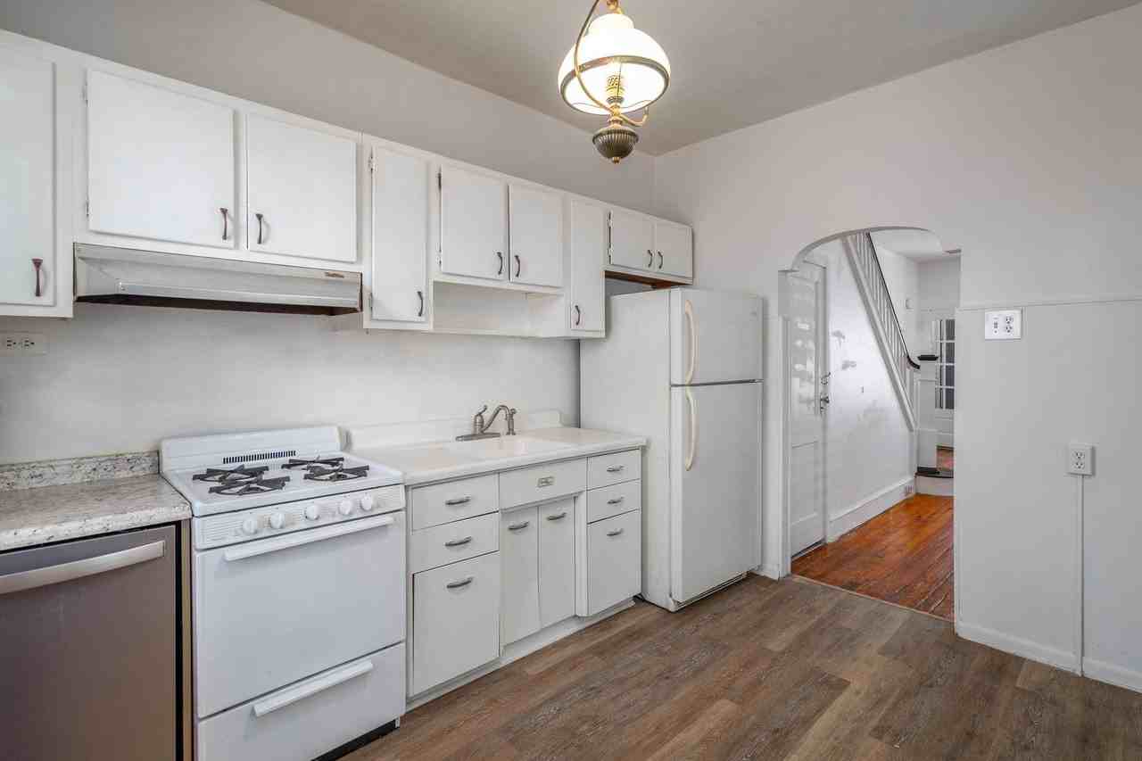 2341 S Woodstock St - Photo 2 of 21