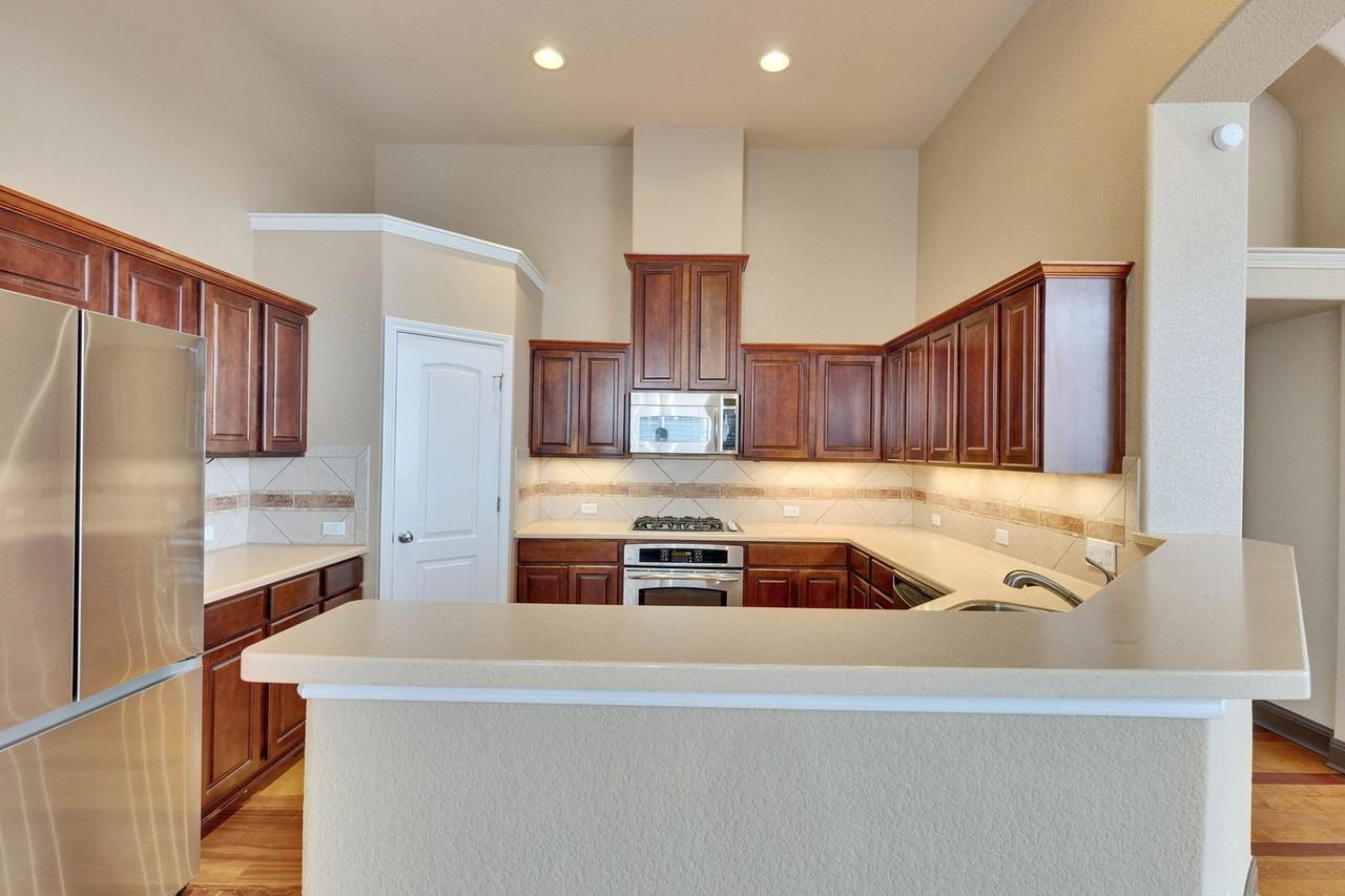 109 Aria Rdg #905 - Photo 4 of 50