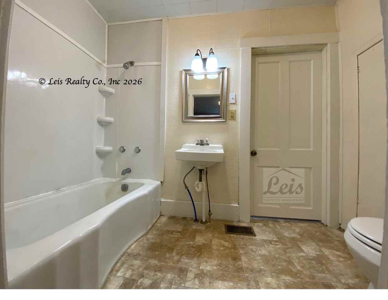 222 N Main St - Photo 6 of 14