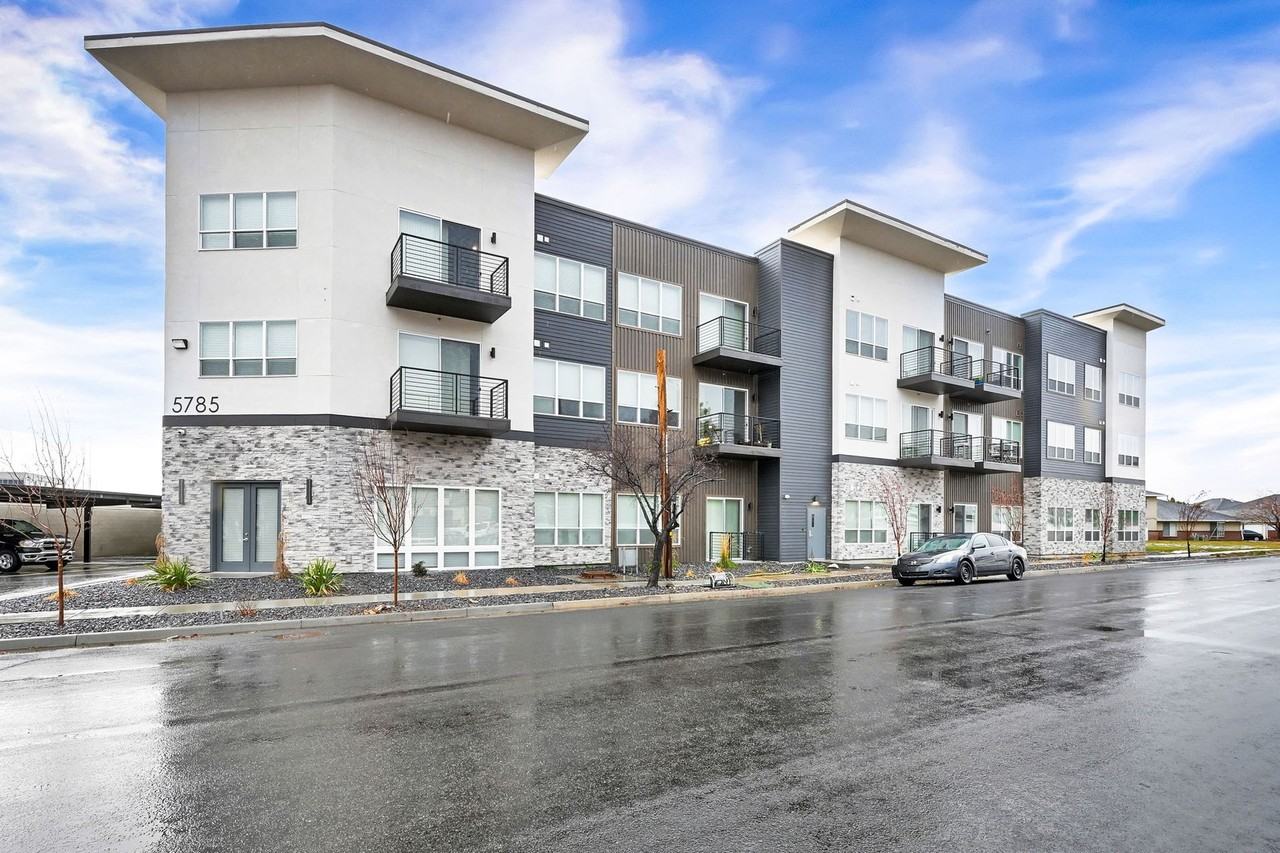 Wasatch View Apartments - Photo 3 of 50