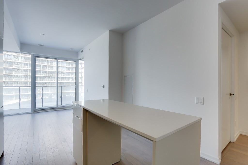 101 Peter St - Photo 5 of 21