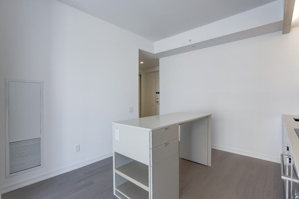 101 Peter St - Photo 6 of 21